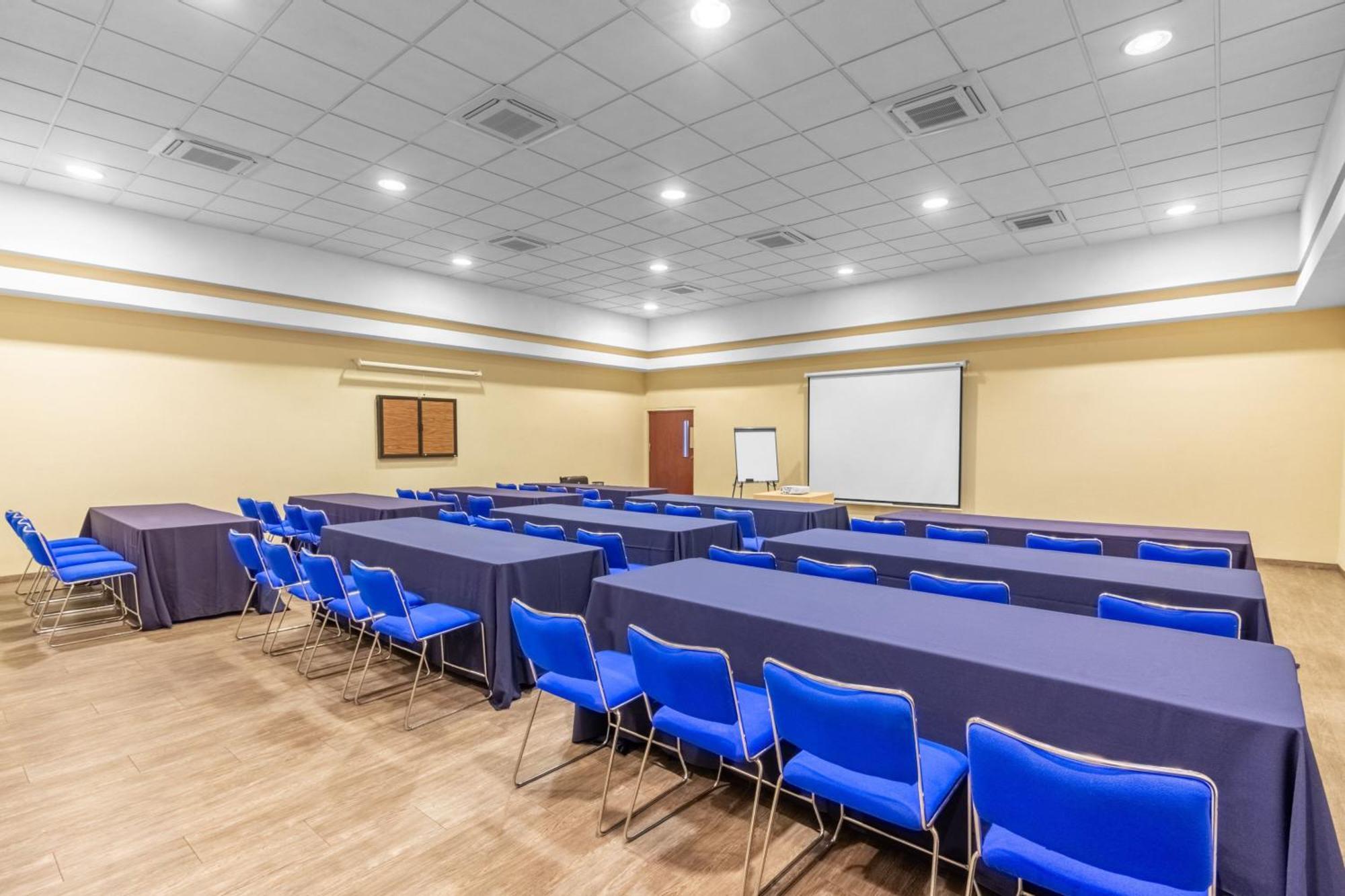 City Express By Marriott Ciudad Obregon Ngoại thất bức ảnh