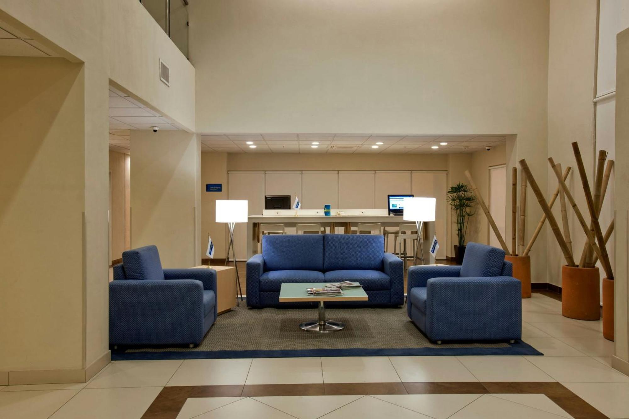 City Express By Marriott Ciudad Obregon Ngoại thất bức ảnh